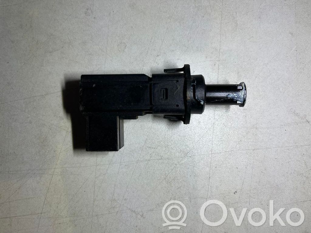 Chrysler Pacifica Brake pedal sensor switch 