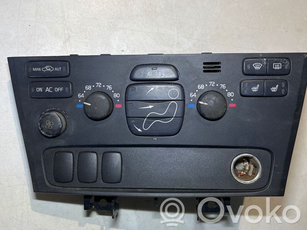 Volvo XC70 Climate control unit 