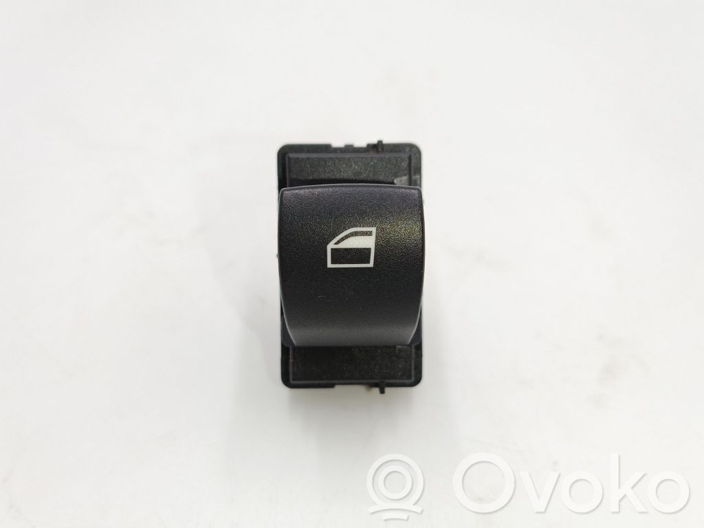 BMW 5 E60 E61 Electric window control switch 