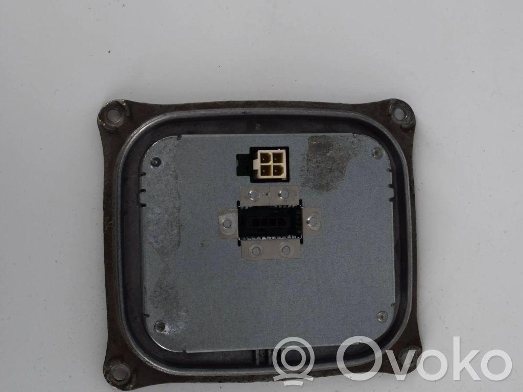 Lastre de faros xenón   130732915301,10EEG071800
