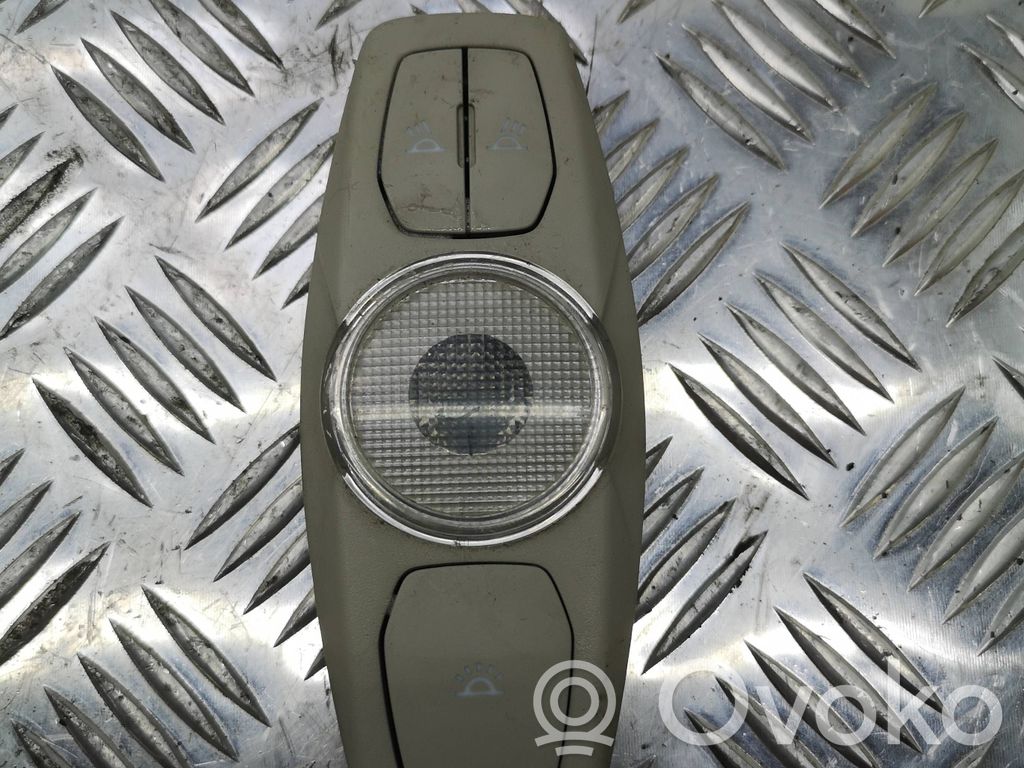 Ford Mondeo MK IV Priekinių vietų apšvietimo žibintas 