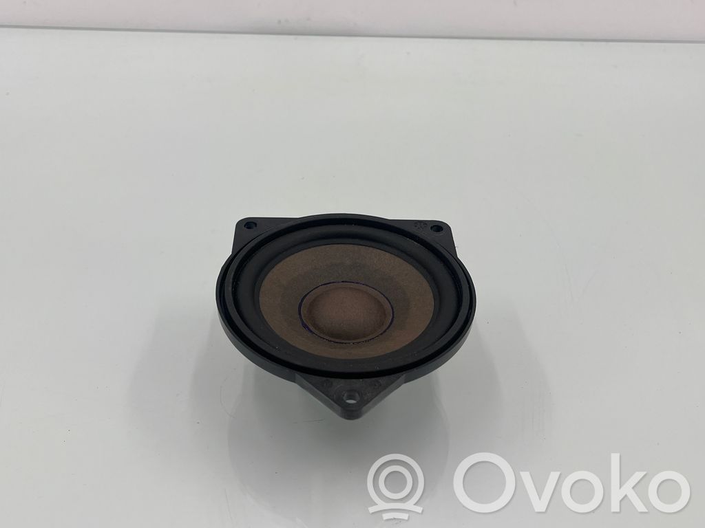 BMW 5 F10 F11 Difuzor în panou 