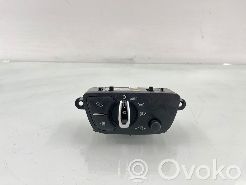 Audi Q7 4M Light switch 