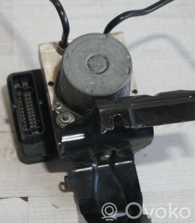 ABS-pumppu   68237001AD