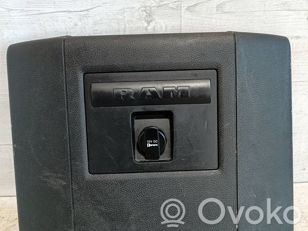 Dodge RAM Alte elemente consolă centrală (tunel) 