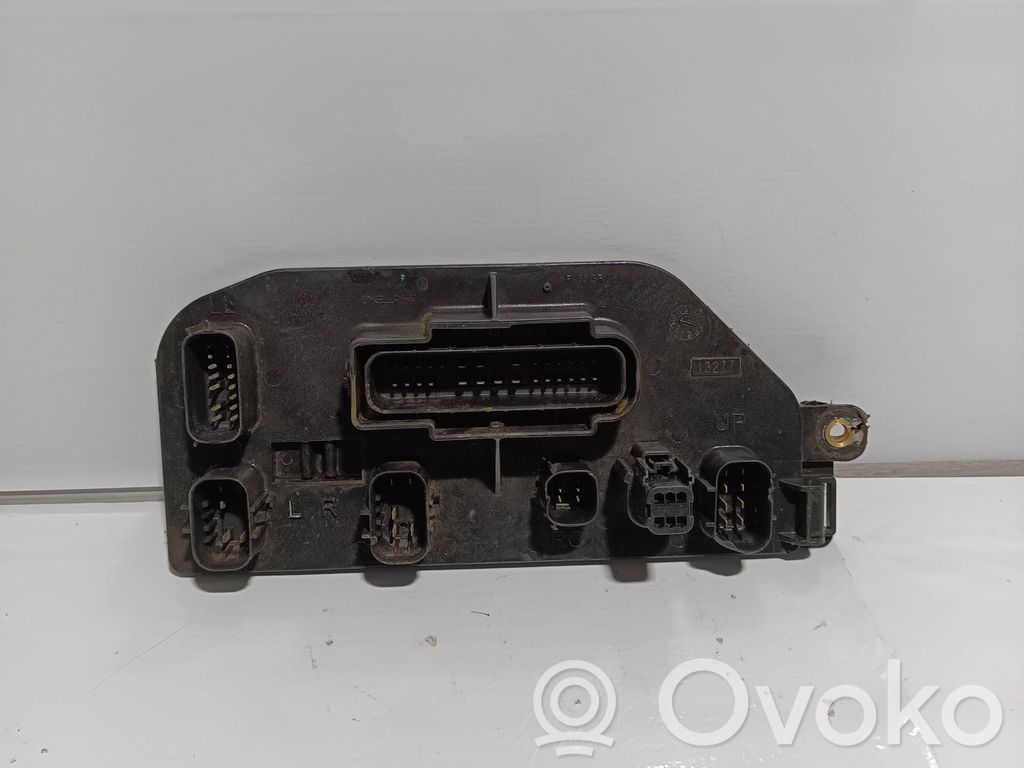 Unité de commande / module de hayon   13277