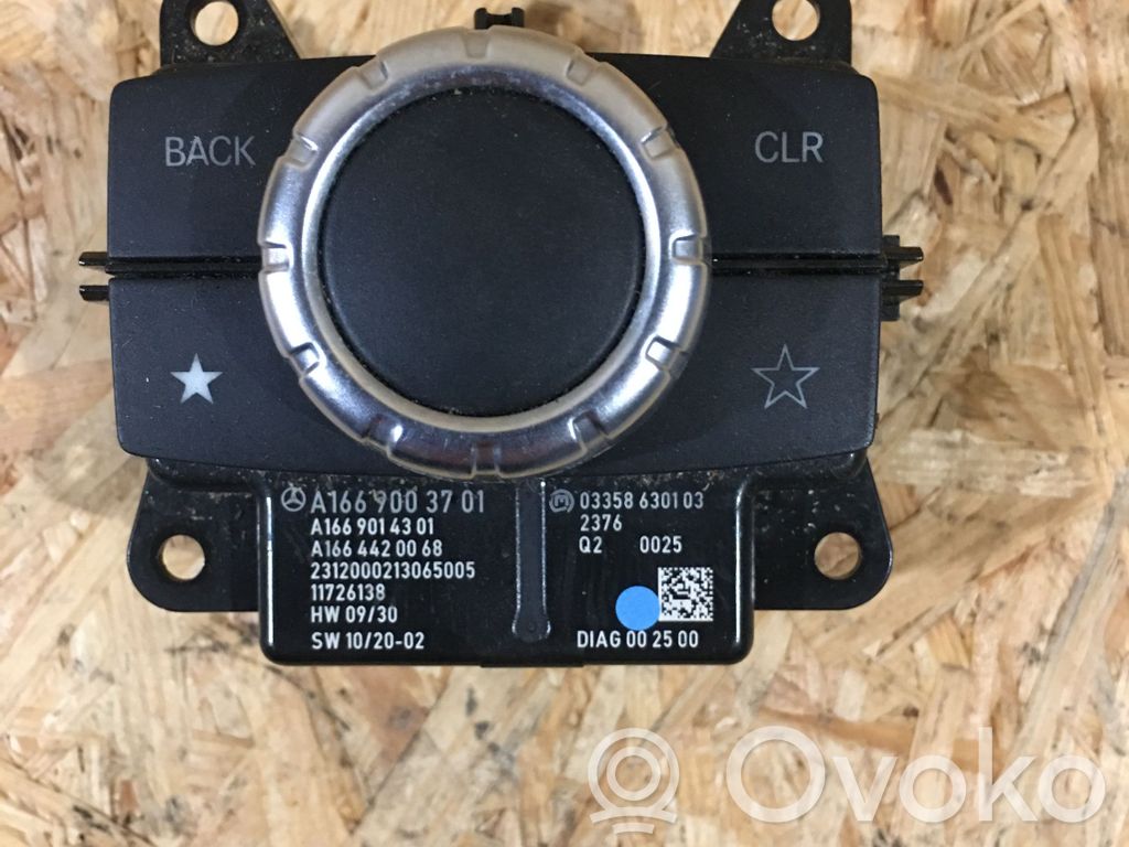Mercedes-Benz GL X166 Panel radia 