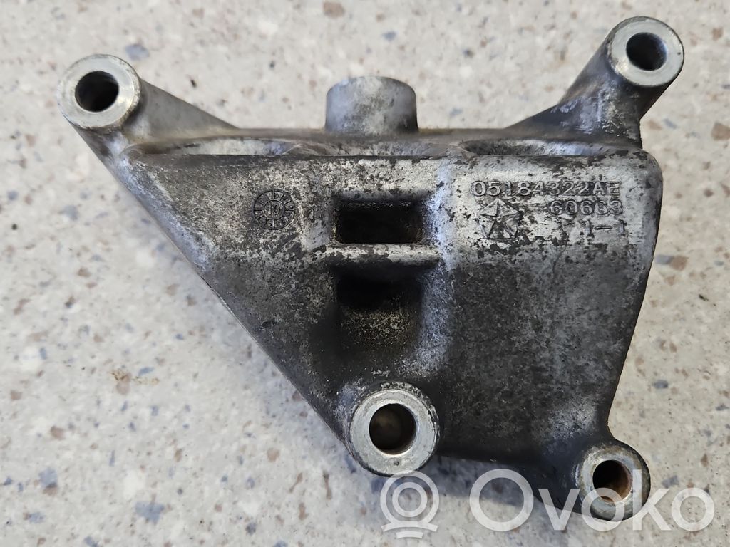 Chrysler Town & Country V Engine mounting bracket 