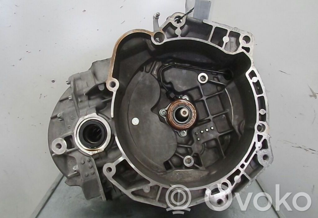 Opel Corsa E Manual 5 speed gearbox 