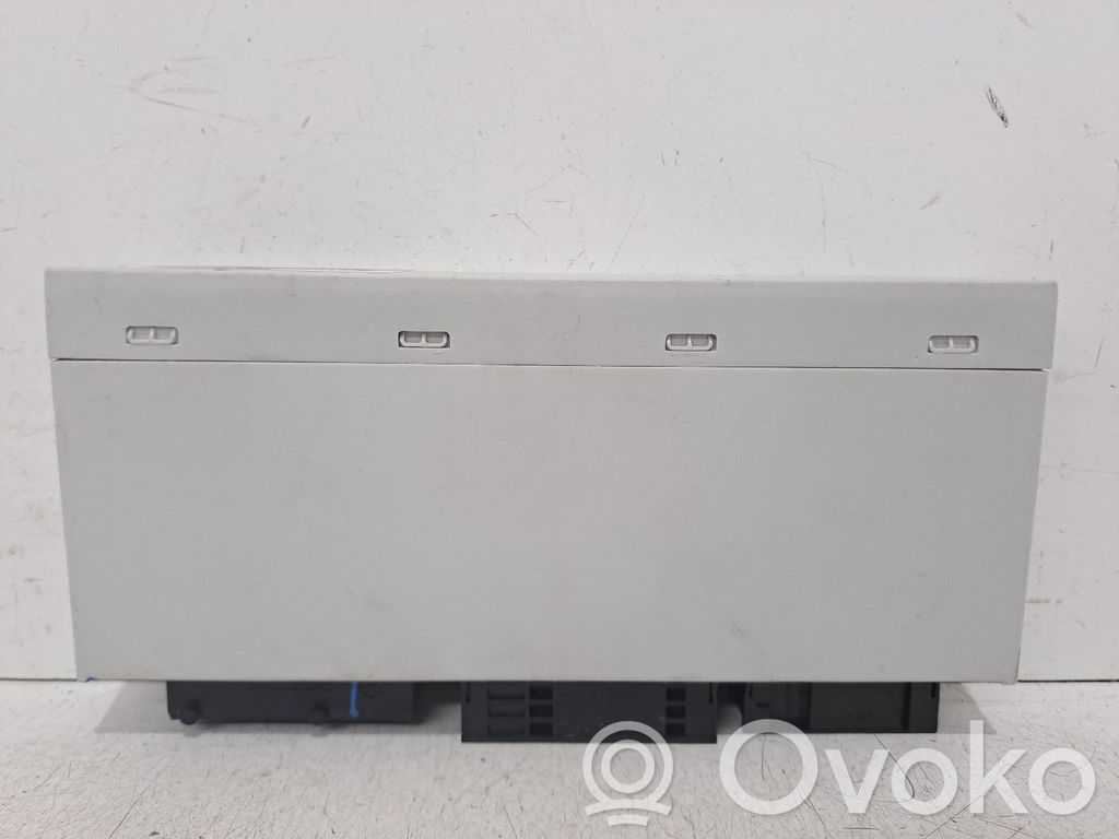 Sonstige Steuergeräte / Module   61356932368,57762110