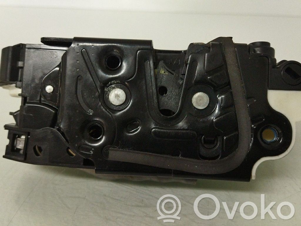 Cerradura de puerta trasera   5K4839016Q