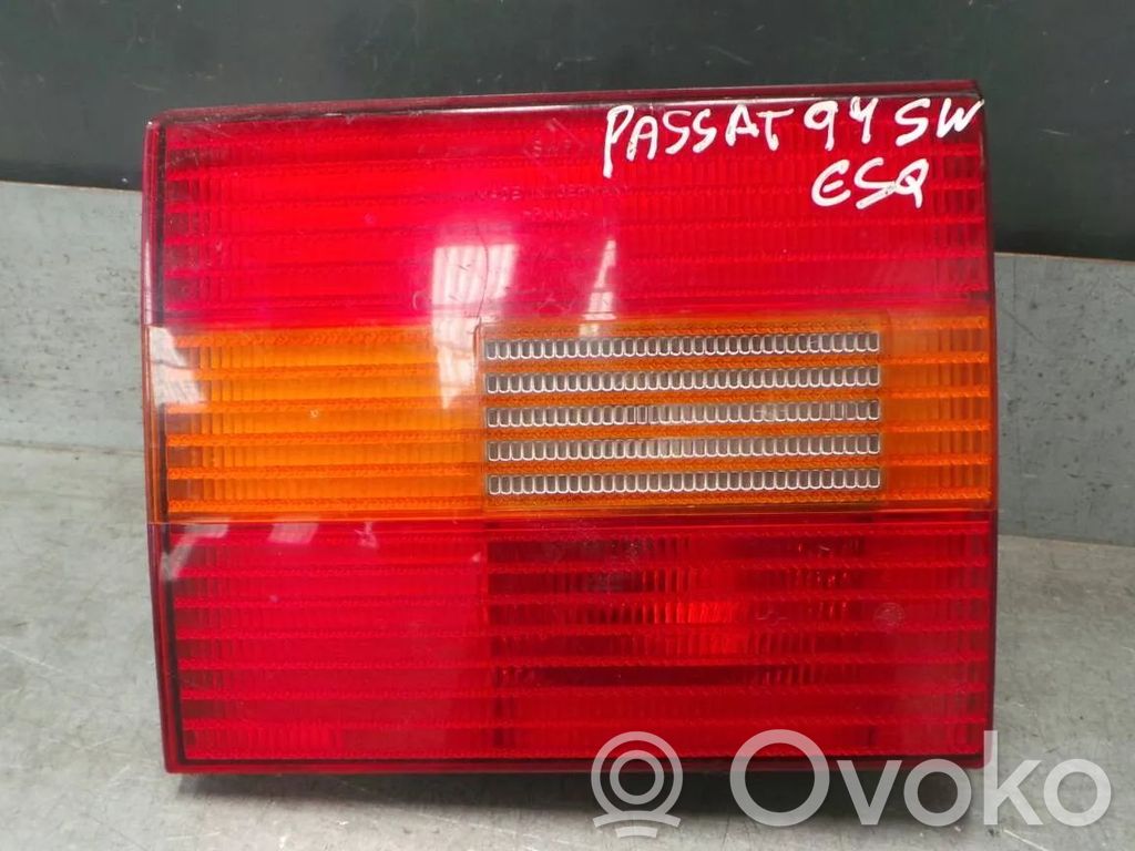 Volkswagen PASSAT B4 Luces portón trasero/de freno 