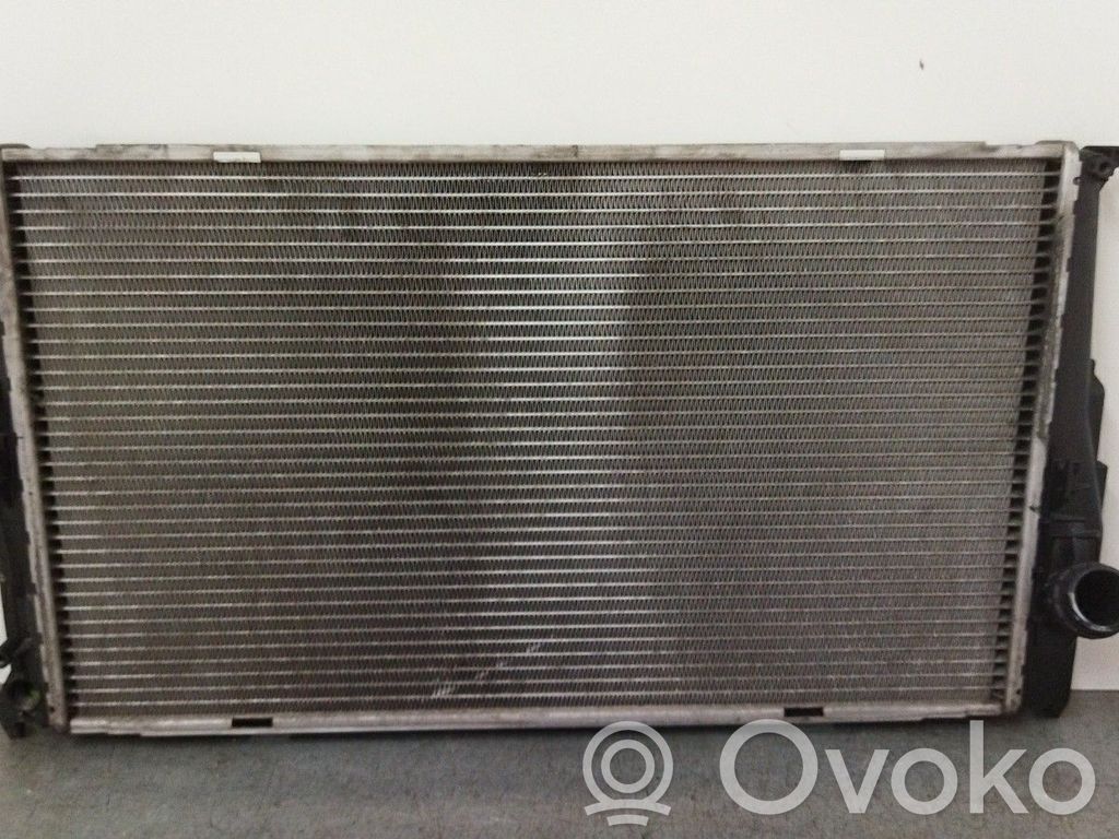 Dzesēšanas šķidruma radiators   781291303