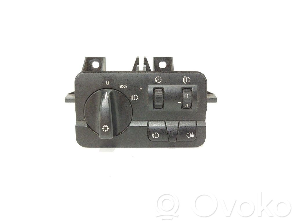 Other switches/knobs/shifts   907,947