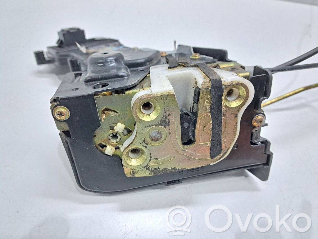 Mazda 2 Front door lock 