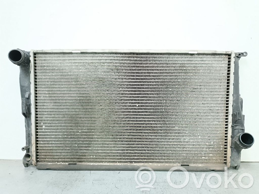 Coolant radiator   1711778890307