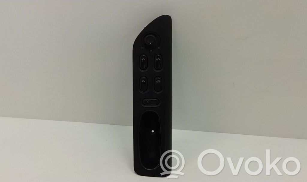 Electric window control switch   77016724