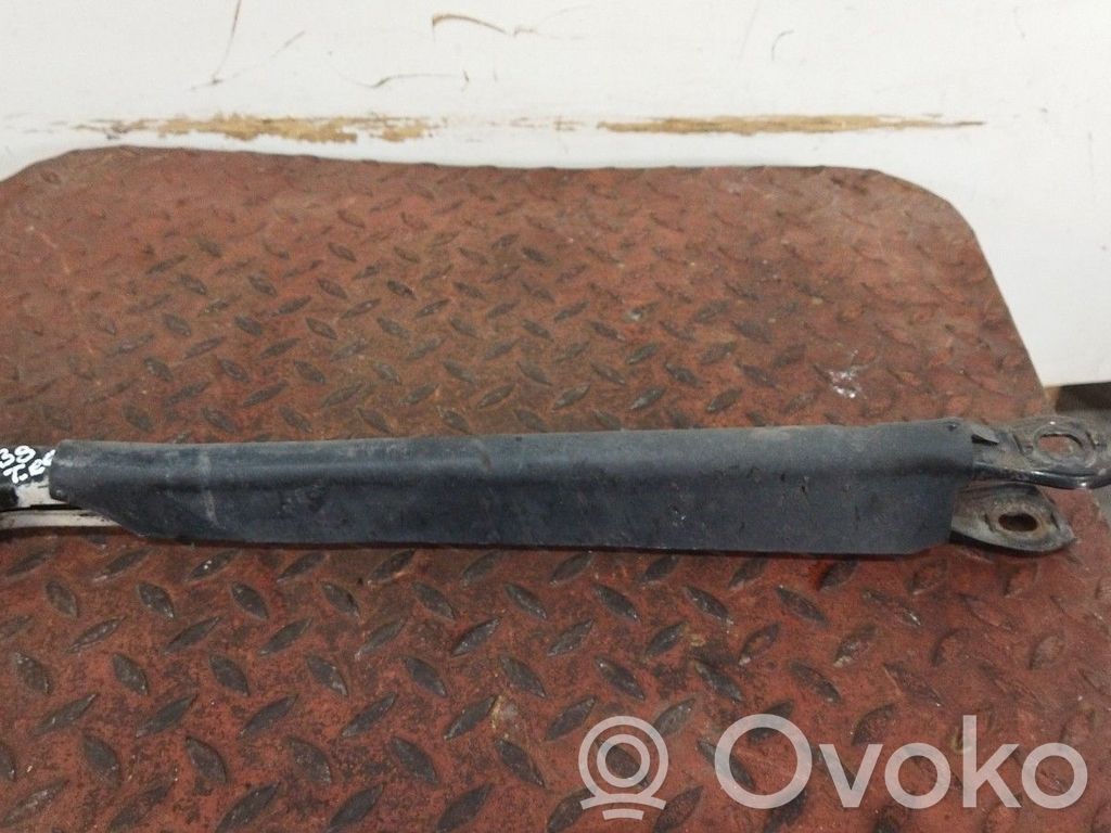 Rear control arm