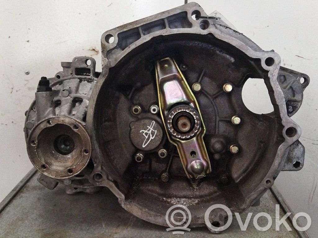 Volkswagen PASSAT B4 Механическая коробка передач, 5 передач 