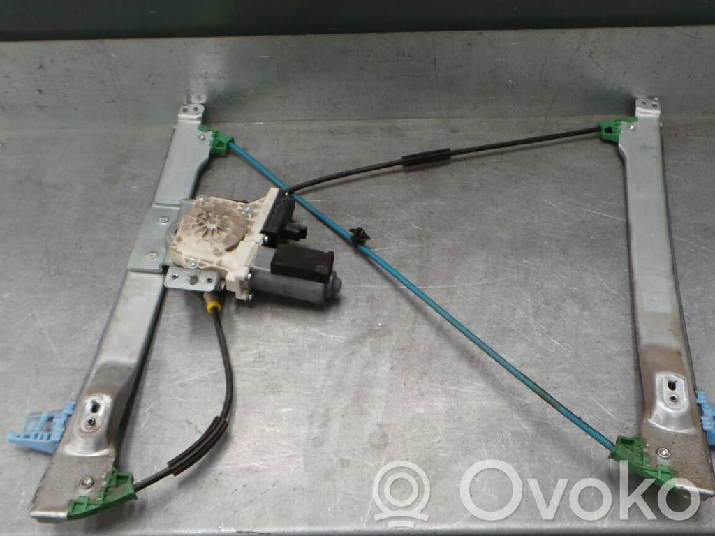 Front window lifting mechanism without motor