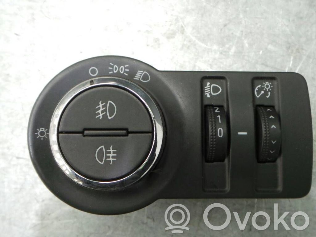 Opel Astra J Citu veidu slēdži / pogas / pārslēdzēji 