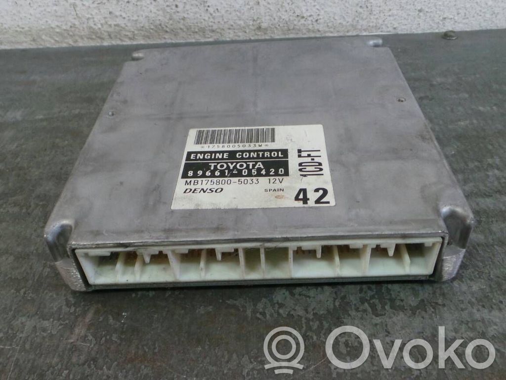 Toyota Avensis T220 Sterownik / Moduł ECU 