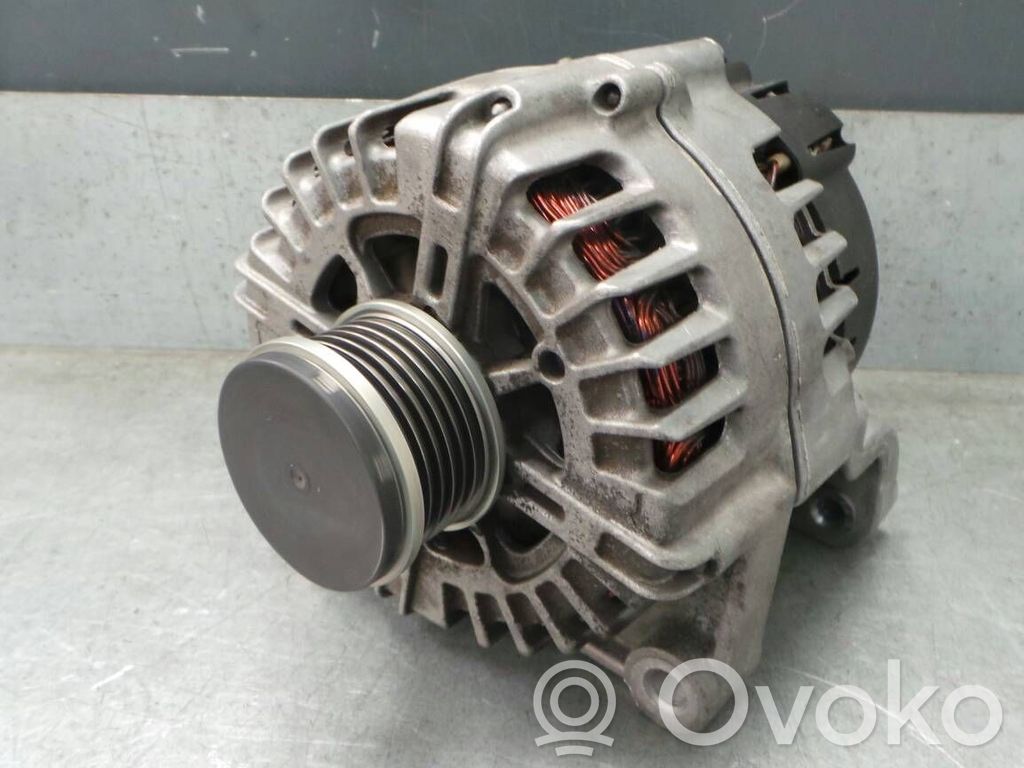 BMW 1 F20 F21 Генератор 