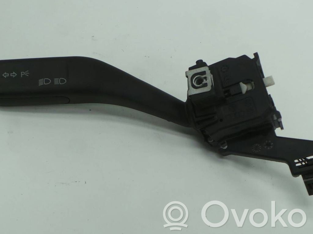 Audi A3 S3 8P Sonstige Schalter / Griffe / Umschalter 