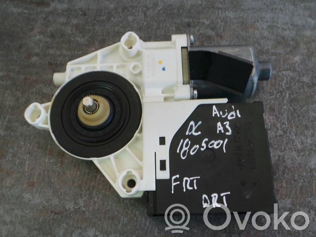 Audi A3 S3 8P Fensterhebermechanismus ohne Motor Tür vorne 