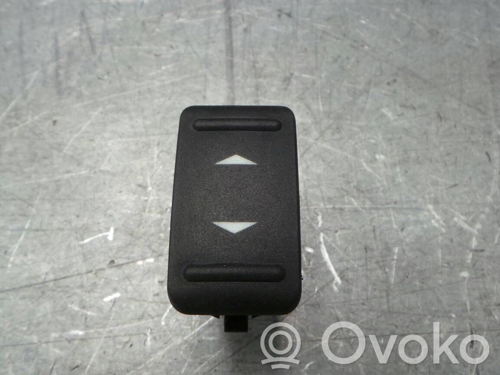 Electric window control switch   7M5T14529AA,1502032