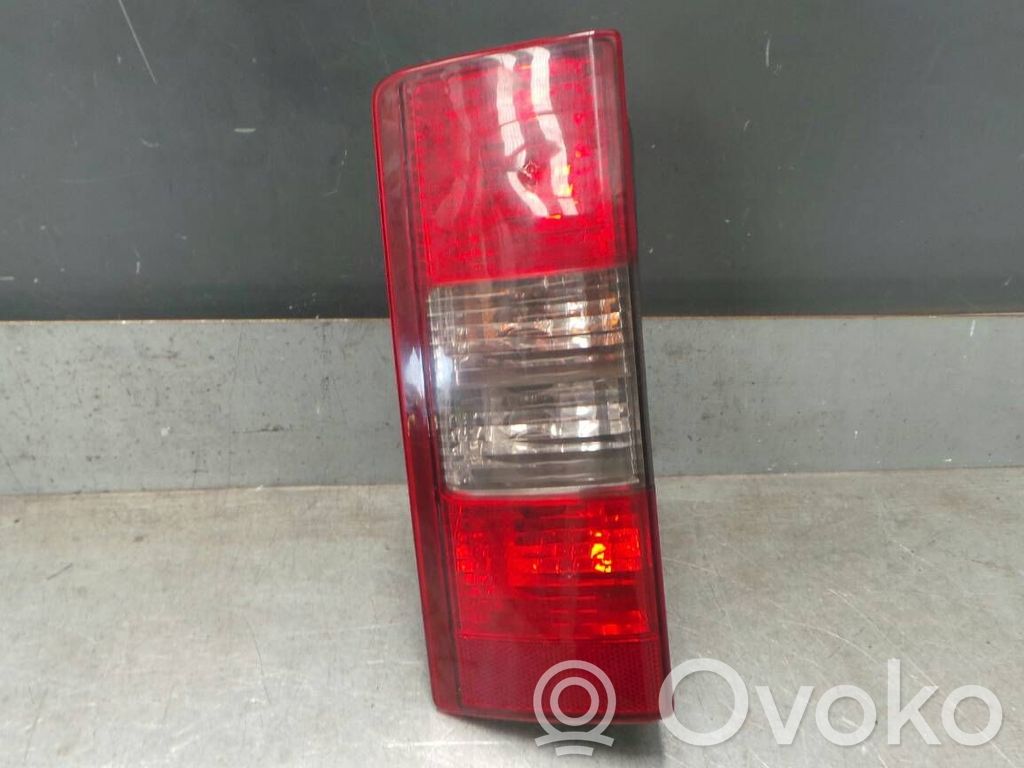 Opel Combo C Feux arrière sur hayon 