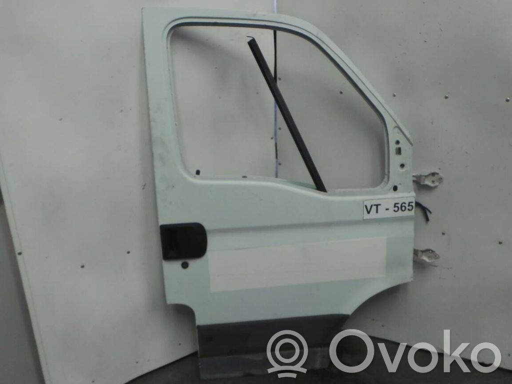 Iveco Daily 4th gen Puerta delantera 