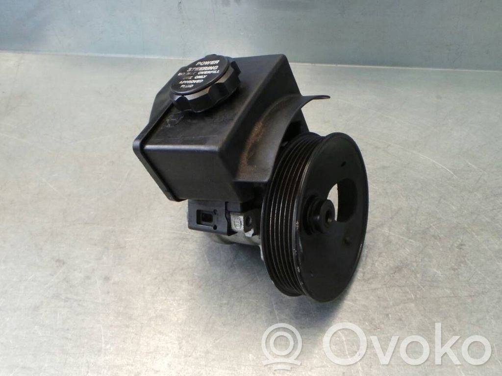 Volvo 850 Ohjaustehostimen pumppu 