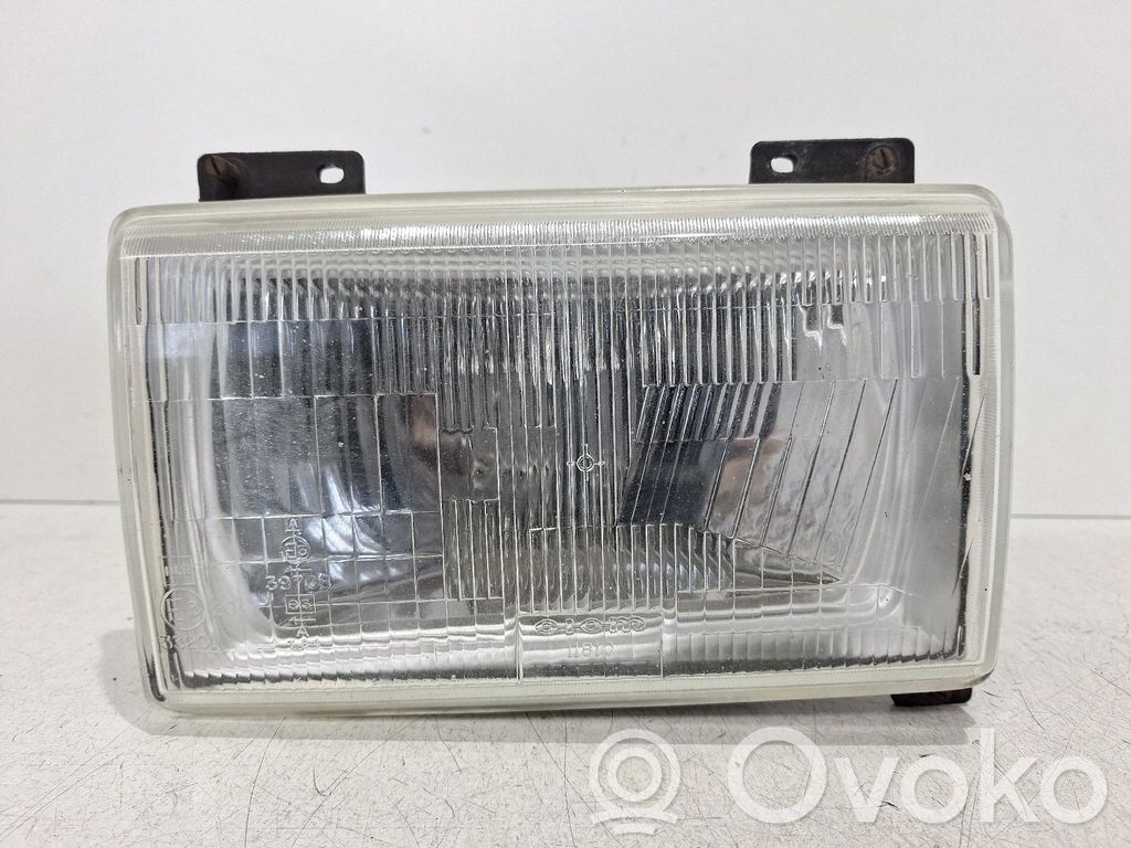 Headlight/headlamp   13634