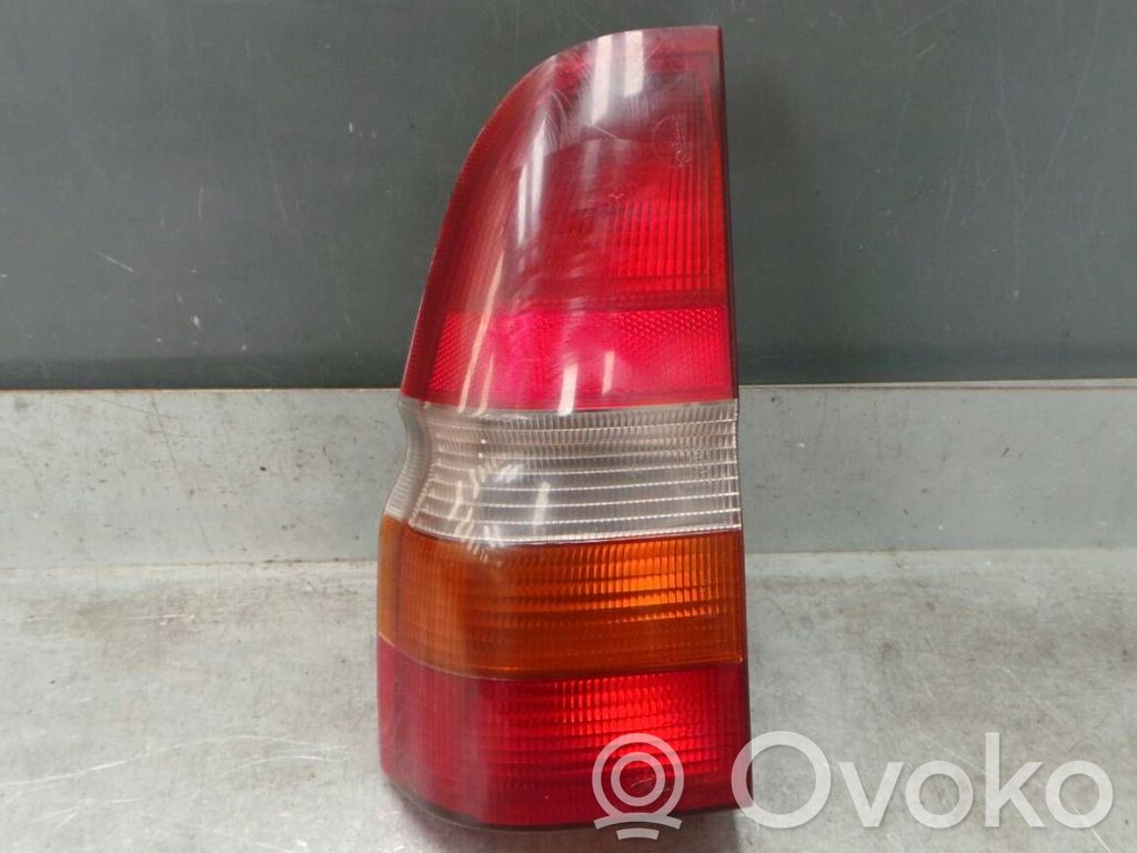 Tailgate rear/tail lights   91AG13A603CA,1609033