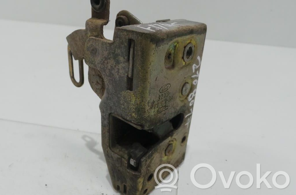 Priekšpusē slēdzene   92VBV21812BA
