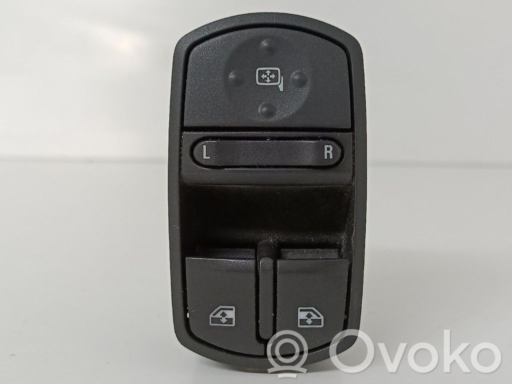 Electric window control switch   13258521,AA