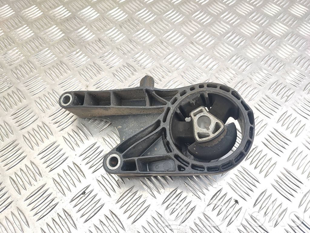 Engine mount bracket   13248600