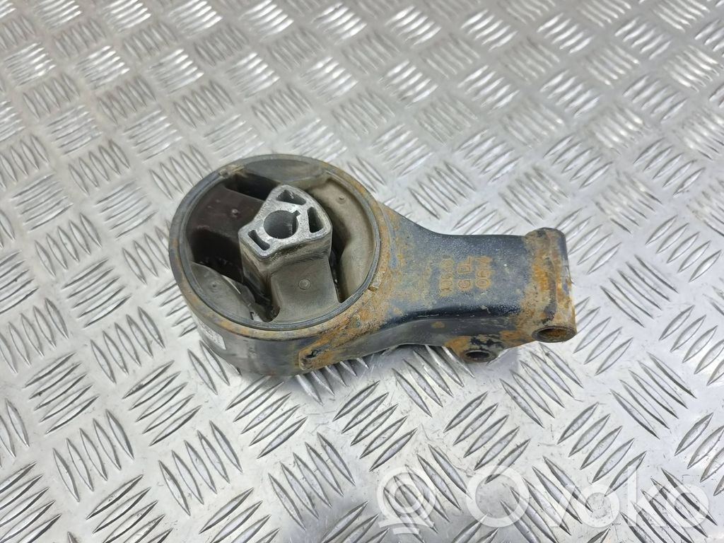 Opel Zafira C Engine mount bracket 