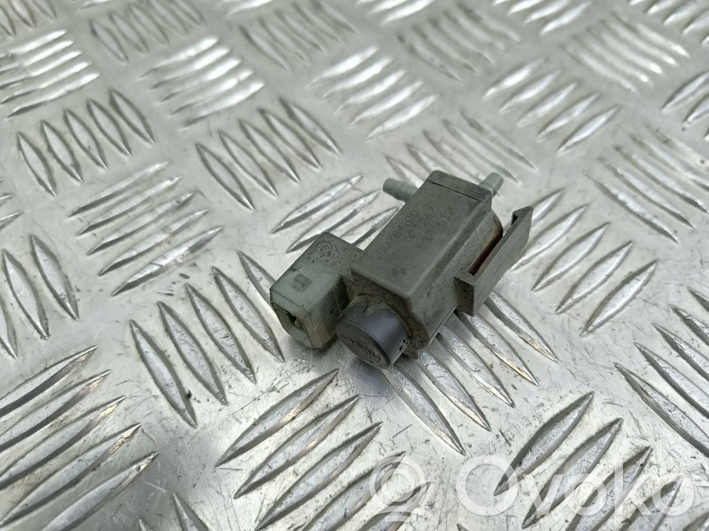 BMW 3 E90 E91 Solenoidinis vožtuvas 