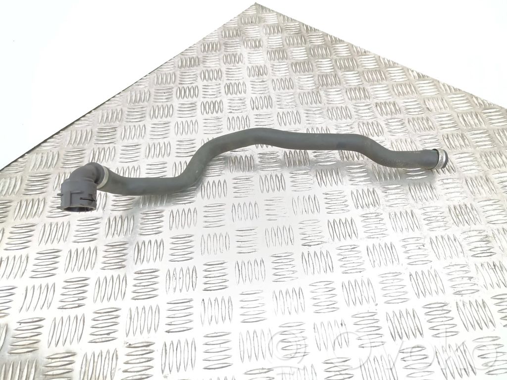 BMW 3 E90 E91 Engine coolant pipe/hose 