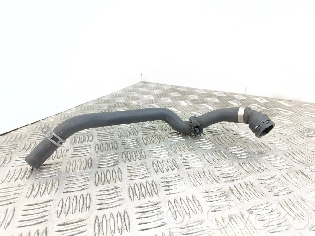 BMW 1 E81 E87 Engine coolant pipe/hose 