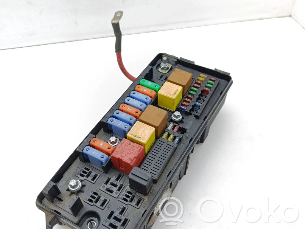 Opel Vectra C Fuse module 