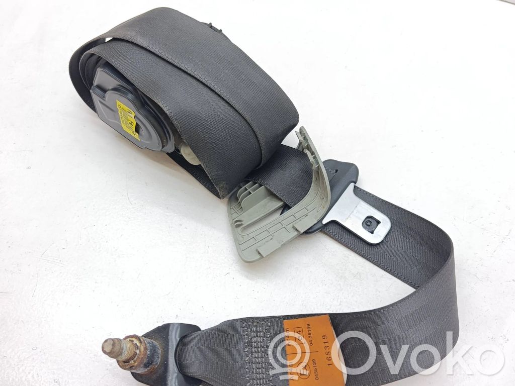 Opel Antara Cinturón trasero 