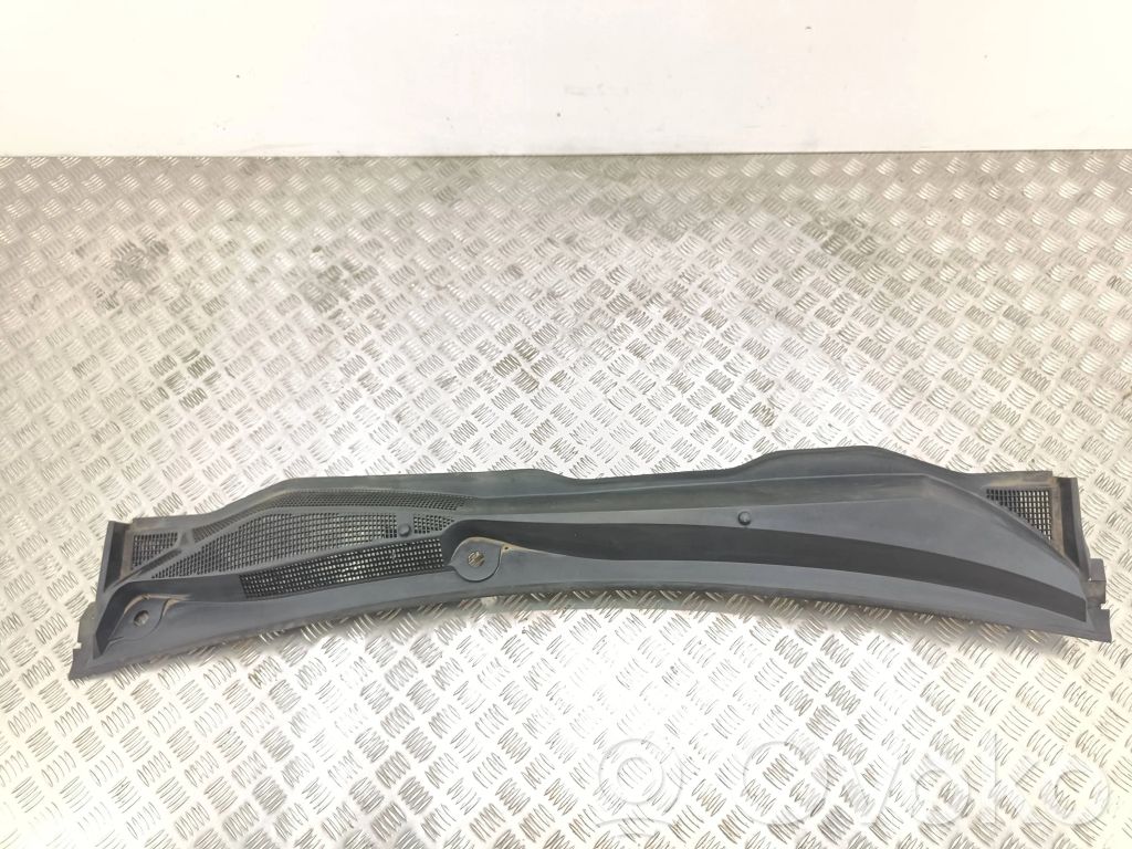 Opel Astra H Wiper trim 