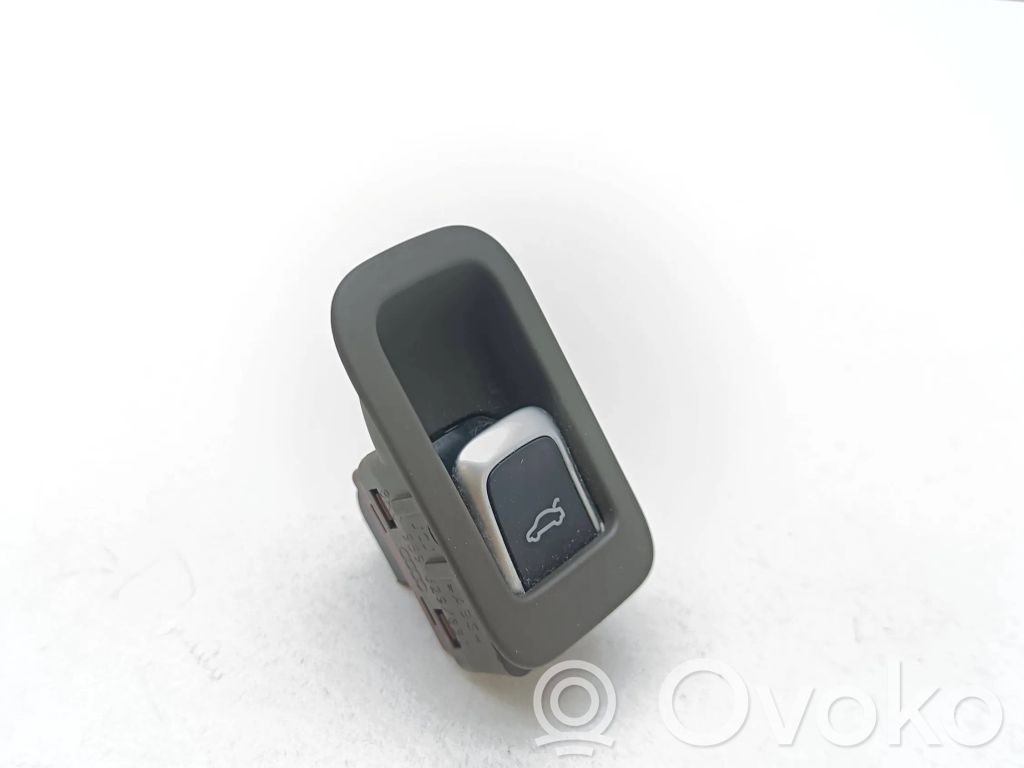 Audi Q5 SQ5 8R Tailgate opening switch 