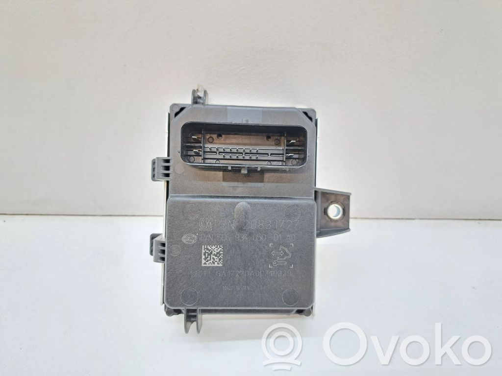 Opel Astra J Fuel injection pump control unit/module 