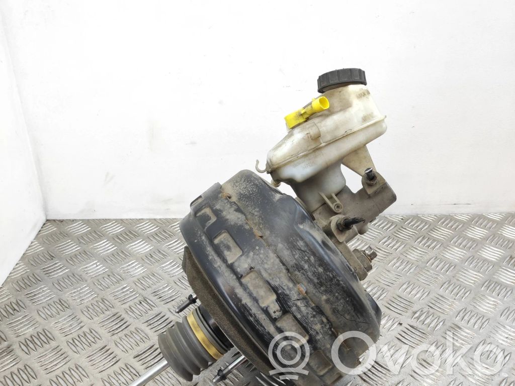Opel Astra J Brake booster 