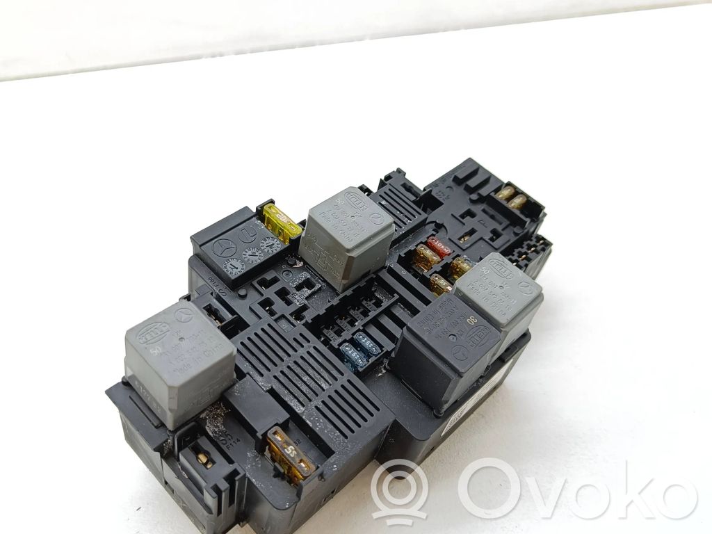 Mercedes-Benz E W213 Módulo de fusible 