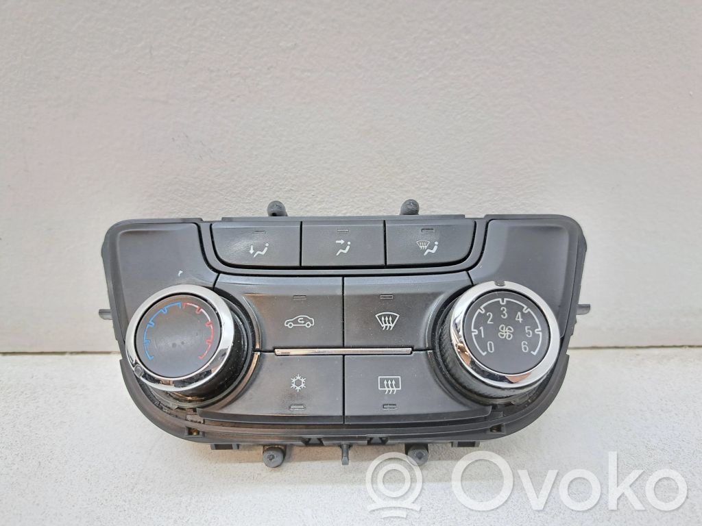Opel Zafira C Climate control unit 